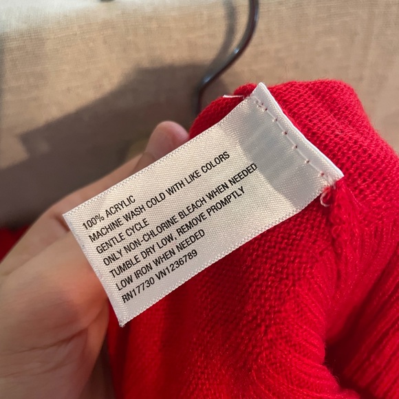 Xhilaration lovely  3/4 Sleeve cat light thin sweater size S/P - Picture 7 of 8